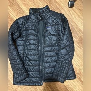 Patagonia puffer jacket